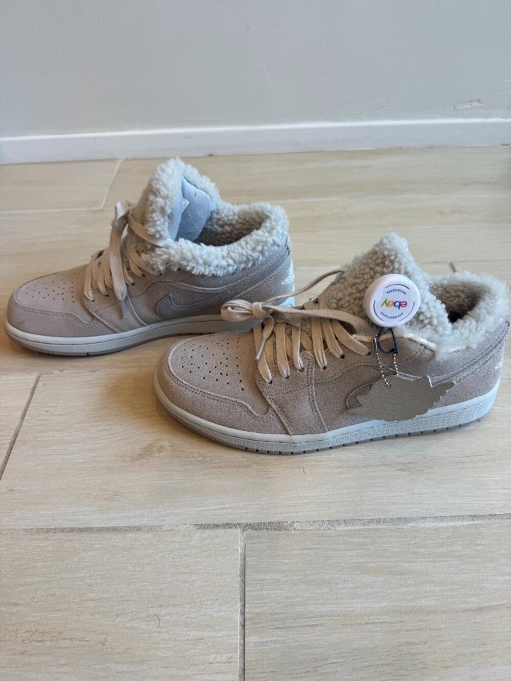Air Jordan 1 Low SE Sherpa Fleece Grey 9.5 NWT